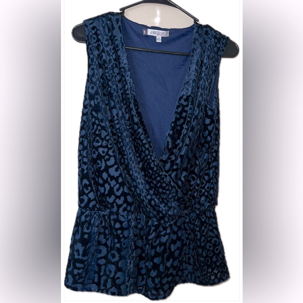 🪩4/$20!! Jennifer Lopez Navy Animal Print Sleeveless Blouse Size Medium 🪩4/$20!!